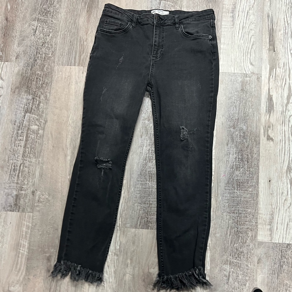 Black Distressed Women's Jeans